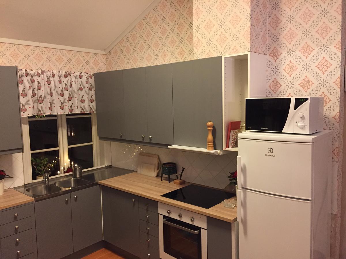Gaestgivars Vandrarhem Och B&B Єрвсе Екстер'єр фото